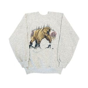 Vintage 1990s Youth Grizzly Bear Wilderness Crewneck
Youth Large